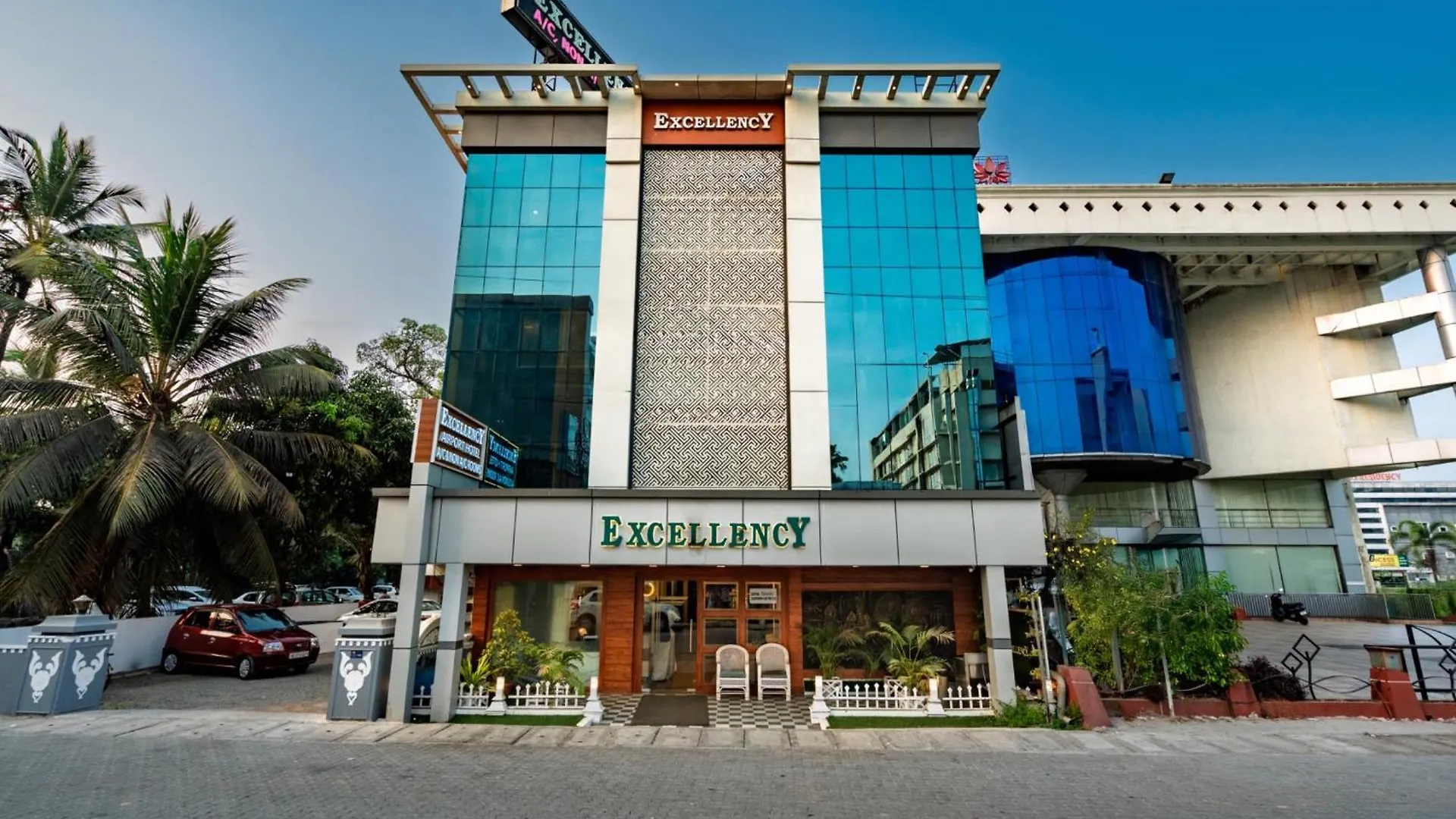 Excellency Airport Hotel Angamaly