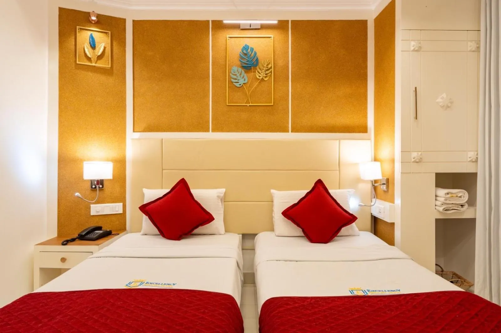 ***  Excellency Airport Hotel Angamaly Indien